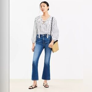 NWT LOFT Petite High Rise Kick Crop Jeans in Bright Medium Stone Wash,size 27/4P